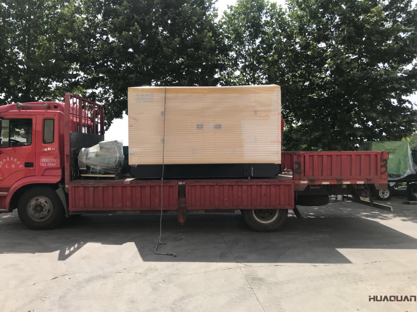 7月6日一臺HQ5QF標(biāo)配汽油一體機(jī)順利發(fā)往江蘇省蘇州市