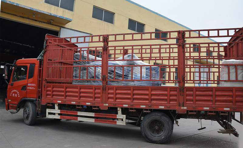 4月17日，一臺(tái)250kw立柜自啟動(dòng)發(fā)電機(jī)組從華全動(dòng)力發(fā)往山東