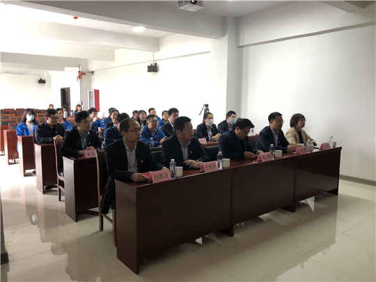 華全動力黨支部與濰坊農商銀行經濟區(qū)張氏黨支部舉行黨建共建簽約儀式